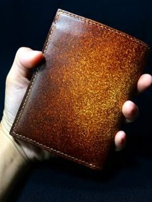 Nhuộm màu hoàn toàn bằng tay